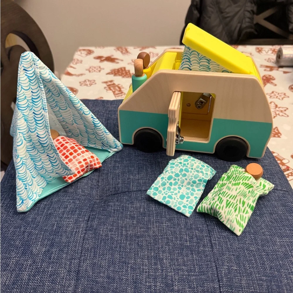 Lovevery Complete Play Kit - The Free Spirit - 2025 - Picture 4 of 15